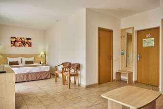 Гостиница Джемете Анапа JUNIOR (СТУДИЯ)-1